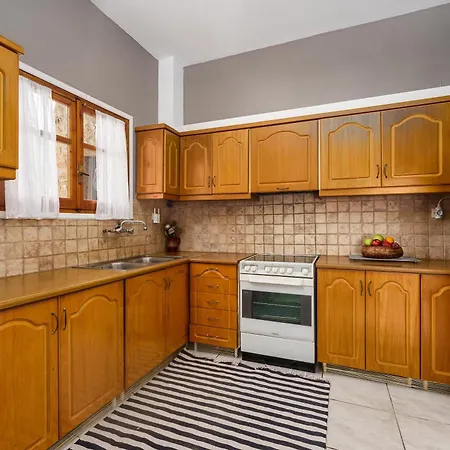 Malsova-home Kotronion (West Mani)