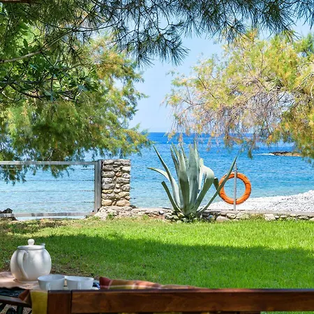 Malsova-home Kotronion (West Mani)