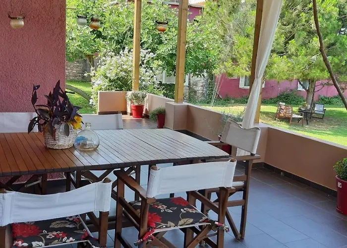 Malsova-home * Kotronion (West Mani)